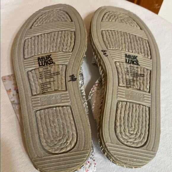 Muk Luks Silver Pink Tribal Print Espadrilles Slip-On Shoes Vacation Casual Boho - Picture 9 of 11